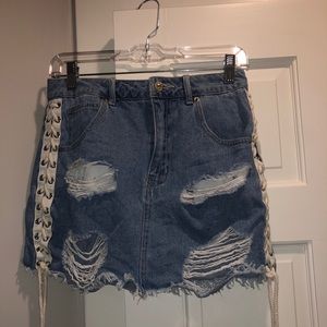 Lace up denim skirt